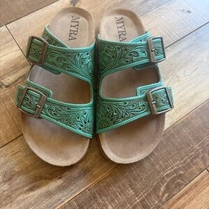 Myra sandal